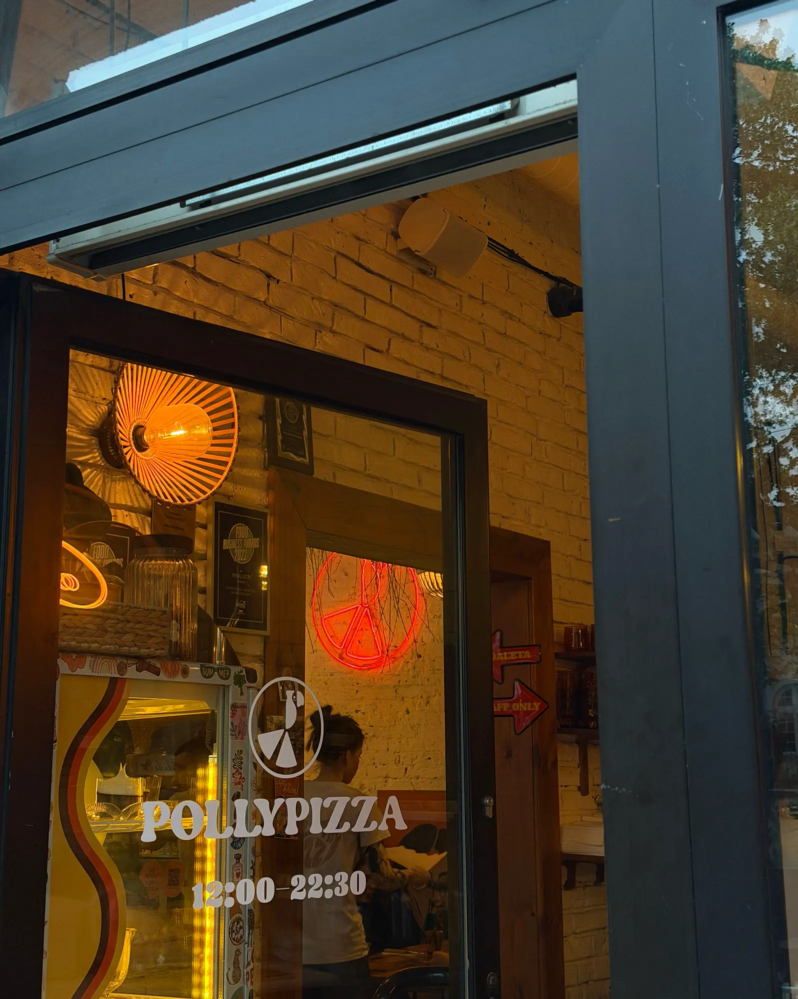 POLLYPIZZA NEAPOLITAN